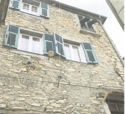 appartamento in vendita a Caravonica