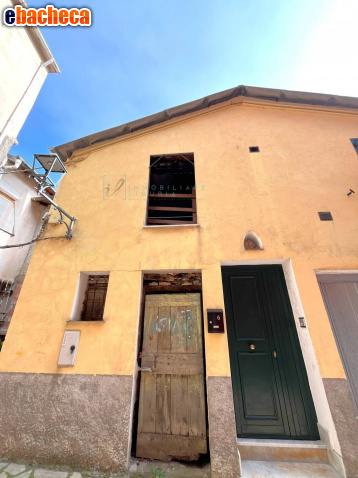 appartamento in vendita a Caravonica