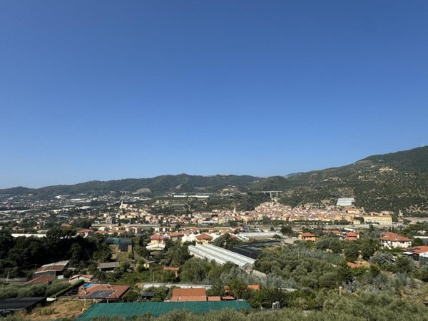 appartamento in vendita a Castellaro