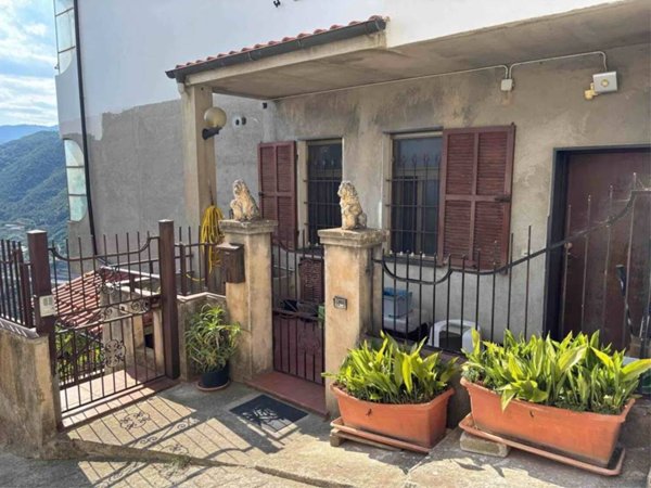 appartamento in vendita a Castellaro