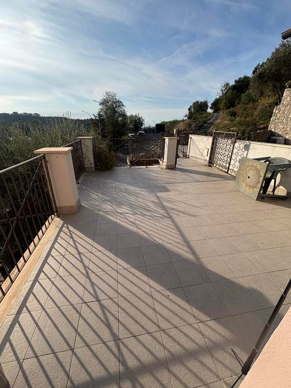 appartamento in vendita a Castellaro