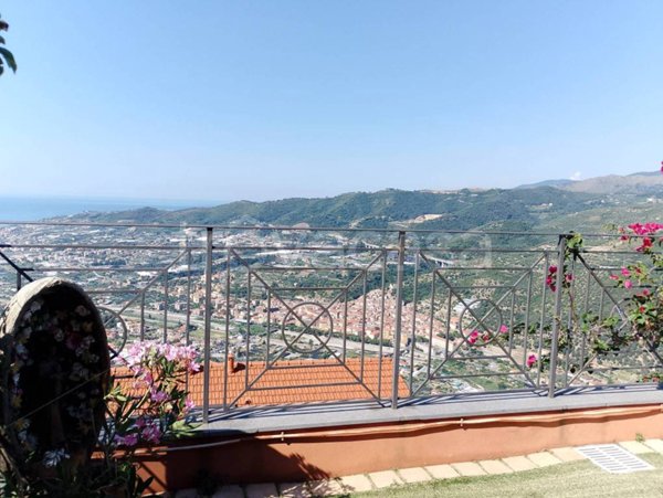 appartamento in vendita a Castellaro