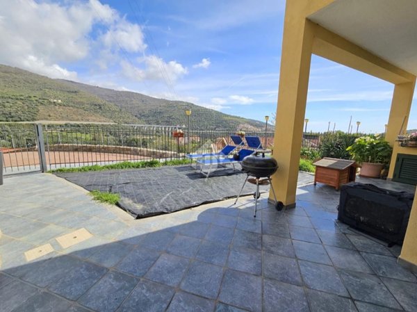 appartamento in vendita a Castellaro