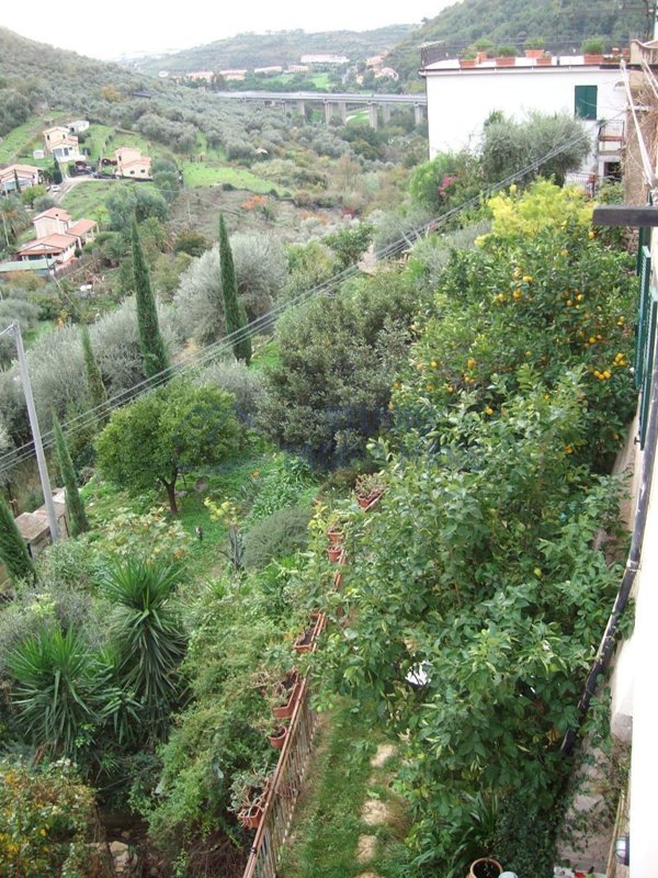 casa semindipendente in vendita a Castellaro