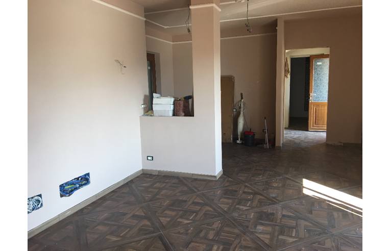 casa indipendente in vendita a Castellaro