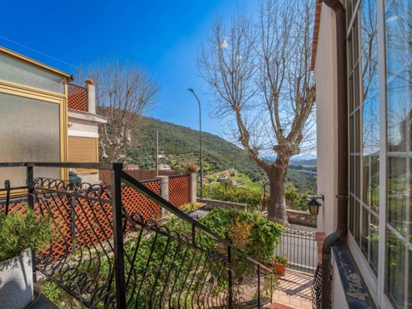 appartamento in vendita a Castellaro