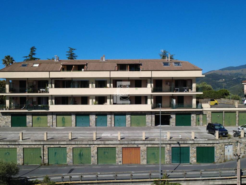 appartamento in vendita a Castellaro