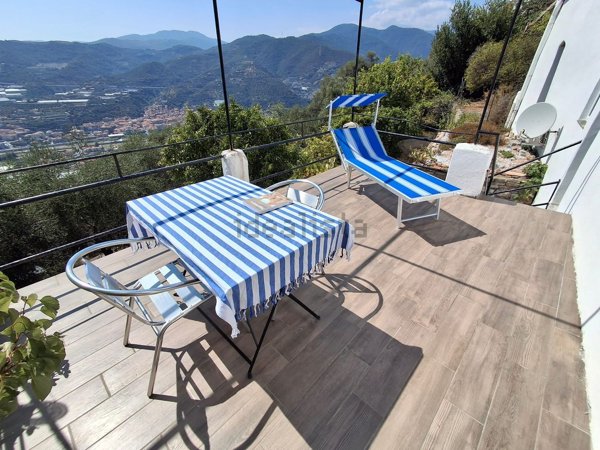 appartamento in vendita a Castellaro