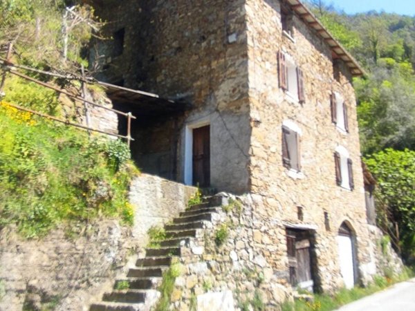 appartamento in vendita a Castel Vittorio