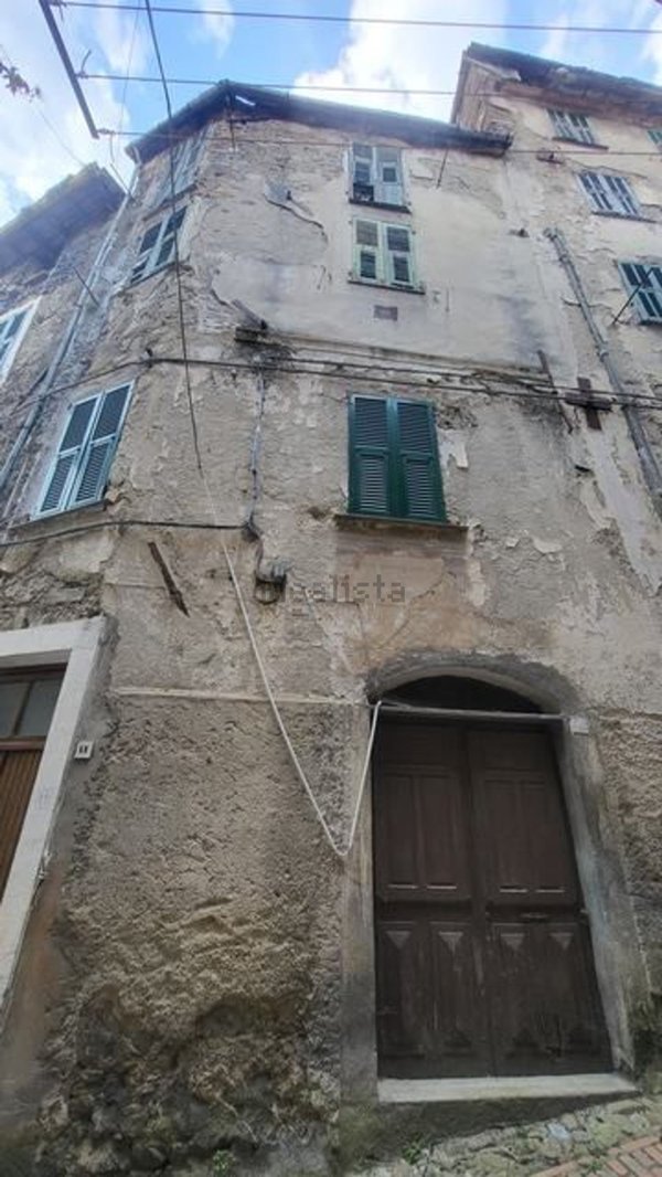 casa semindipendente in vendita a Castel Vittorio