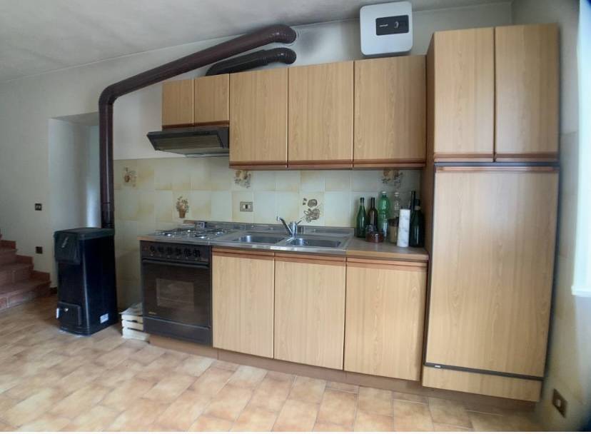 appartamento in vendita a Castel Vittorio