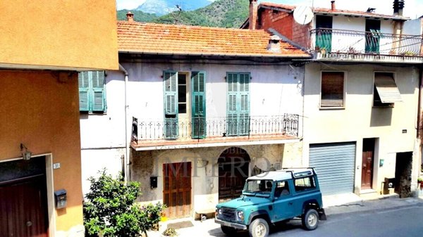 appartamento in vendita a Castel Vittorio
