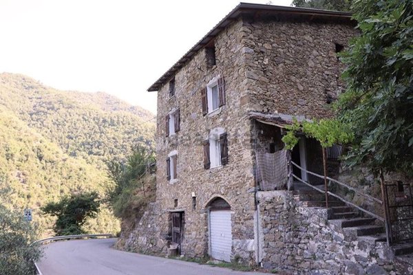 appartamento in vendita a Castel Vittorio