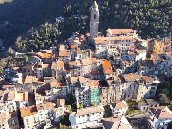 appartamento in vendita a Castel Vittorio