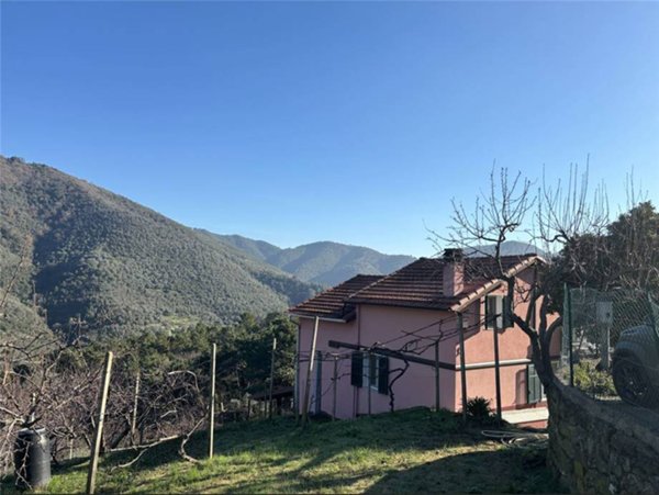 casa indipendente in vendita a Ceriana