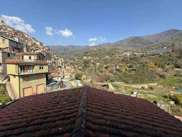 appartamento in vendita a Ceriana