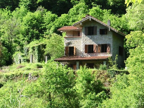 casa indipendente in vendita a Ceriana