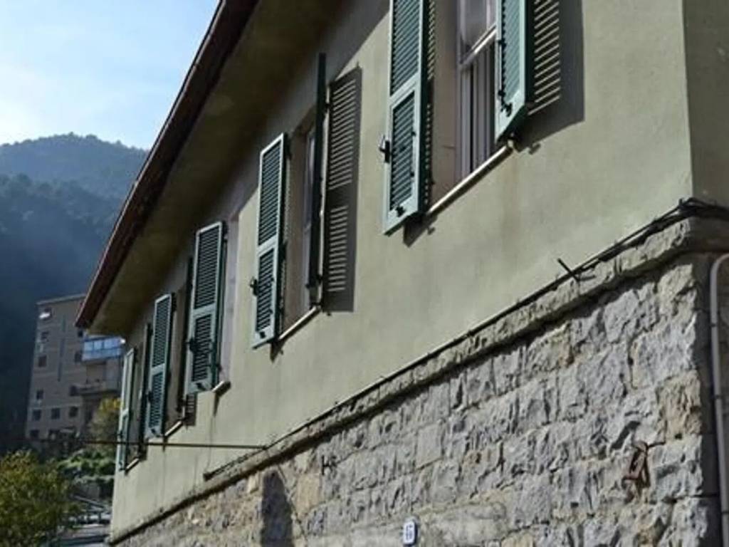 casa indipendente in vendita a Ceriana