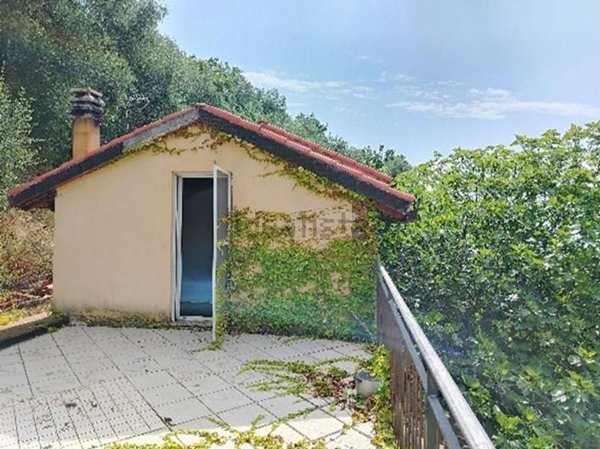 casa indipendente in vendita a Ceriana