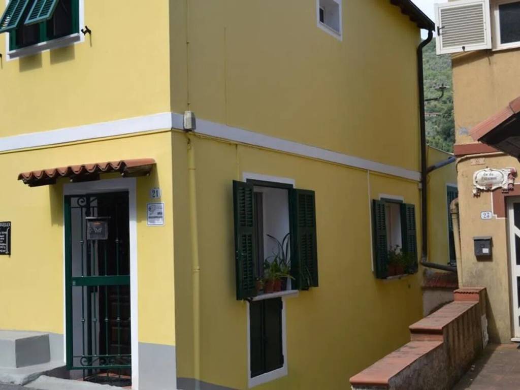 casa indipendente in vendita a Ceriana