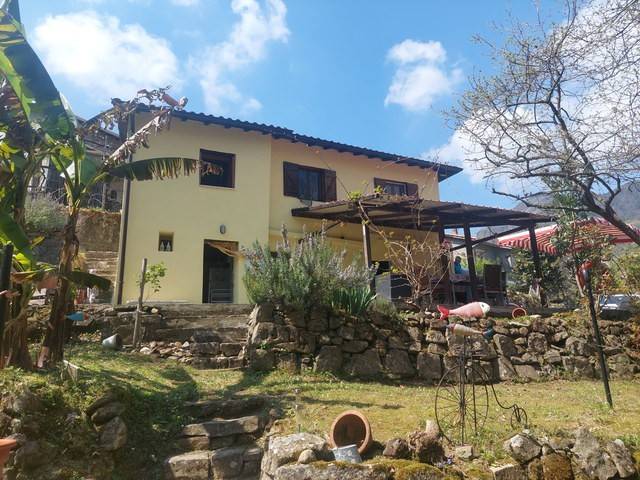 casa indipendente in vendita a Ceriana
