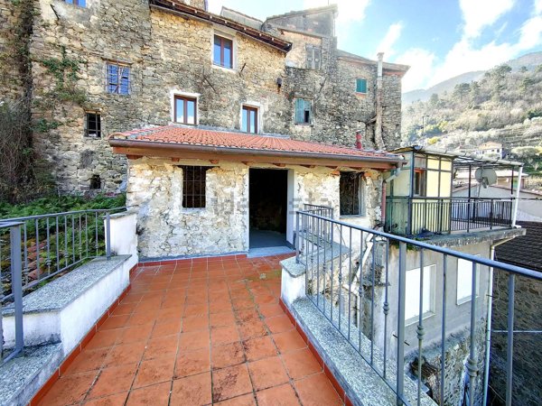 appartamento in vendita a Ceriana