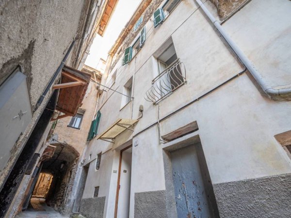 casa indipendente in vendita a Ceriana