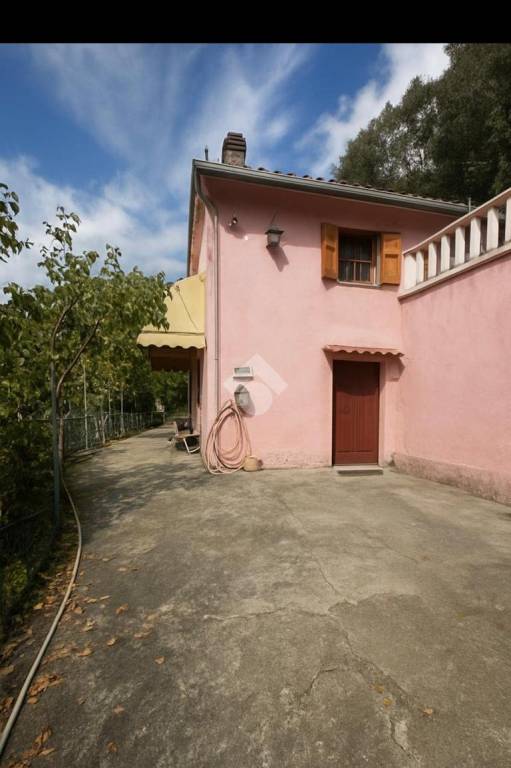 casa indipendente in vendita a Ceriana