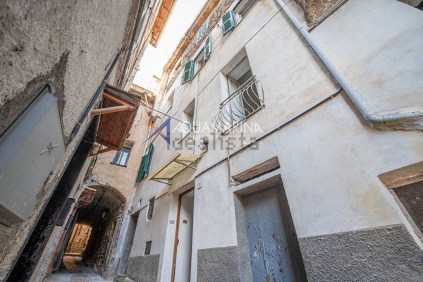 appartamento in vendita a Ceriana