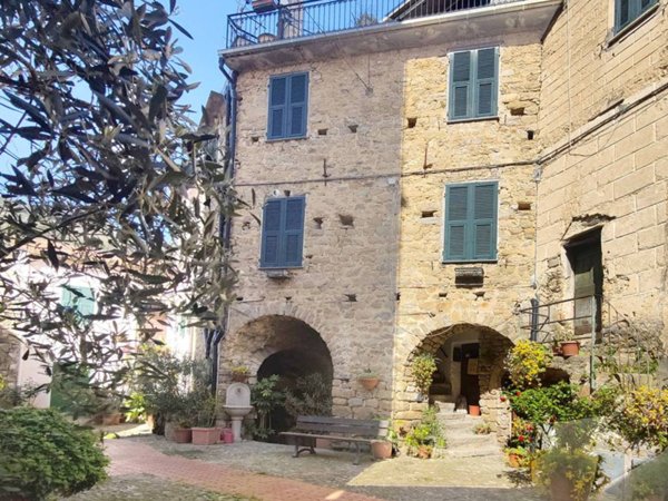 appartamento in vendita a Ceriana