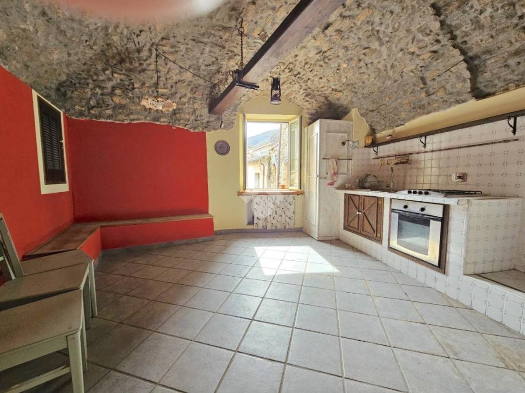 appartamento in vendita a Ceriana