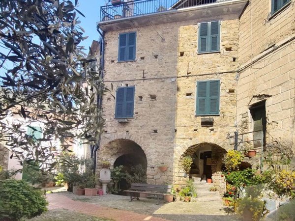 appartamento in vendita a Ceriana