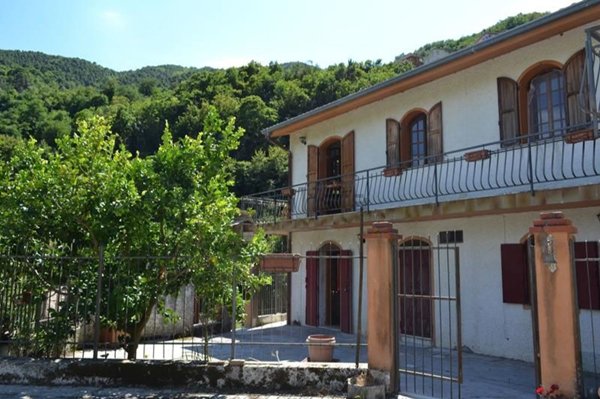 casa indipendente in vendita a Ceriana