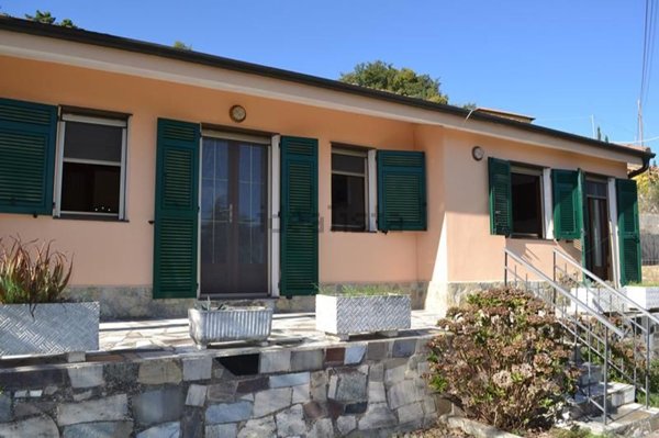 casa indipendente in vendita a Ceriana