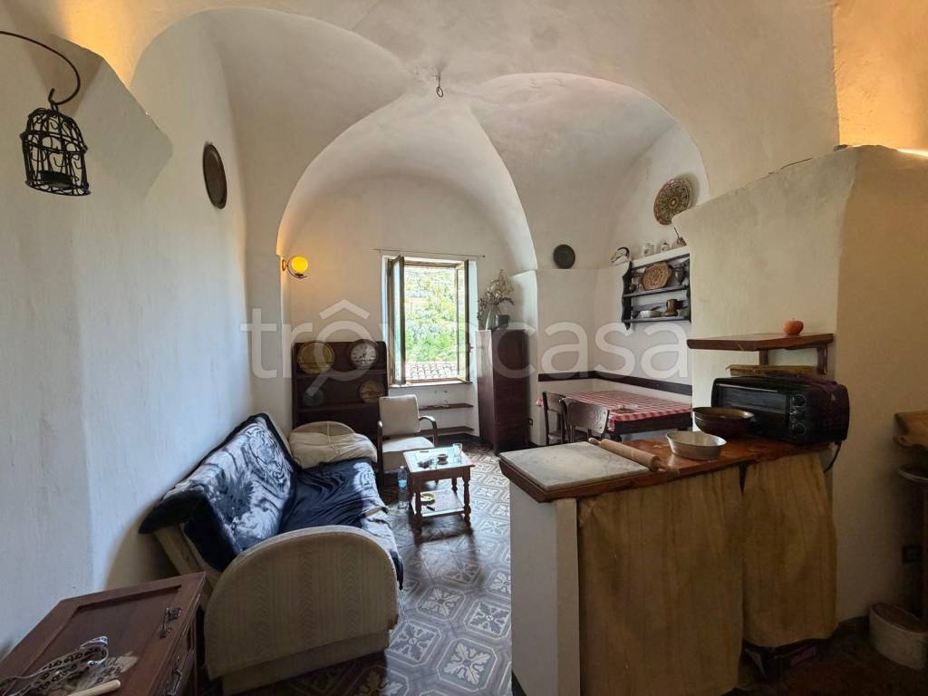 appartamento in vendita a Ceriana