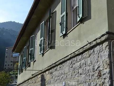 casa indipendente in vendita a Ceriana