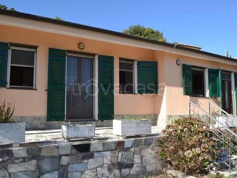 casa indipendente in vendita a Ceriana