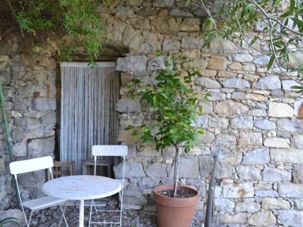 appartamento in vendita a Ceriana