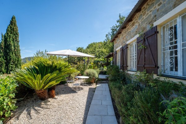 casa indipendente in vendita a Ceriana