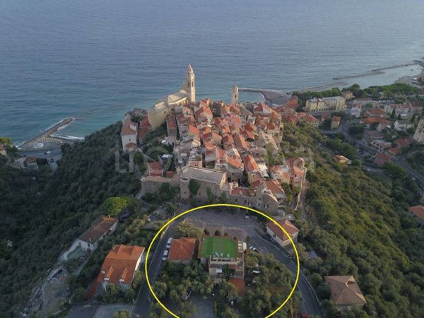 casa indipendente in vendita a Cervo
