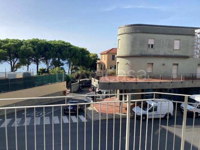 appartamento in vendita a Cervo