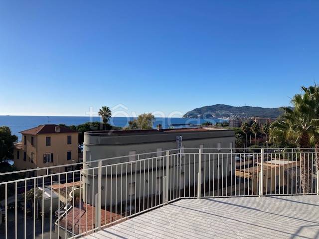 appartamento in vendita a Cervo