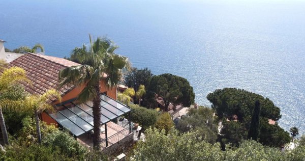 casa indipendente in vendita a Cervo
