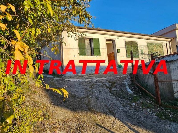 casa indipendente in vendita a Cervo
