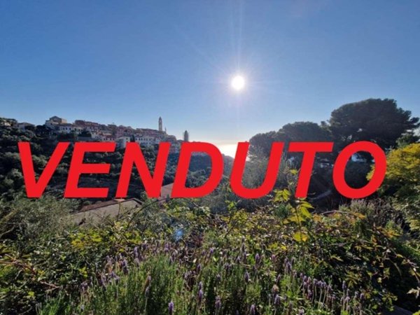 casa indipendente in vendita a Cervo