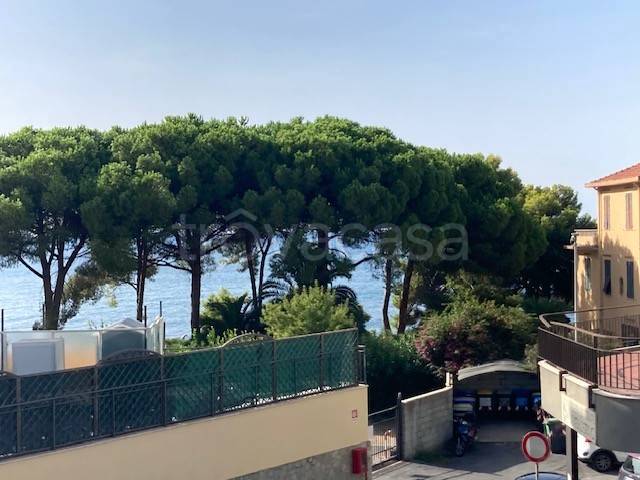 appartamento in vendita a Cervo