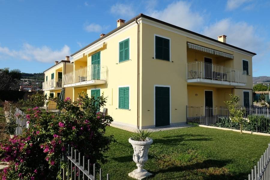 appartamento in vendita a Cervo