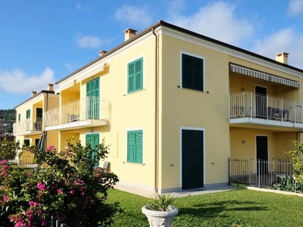 appartamento in vendita a Cervo