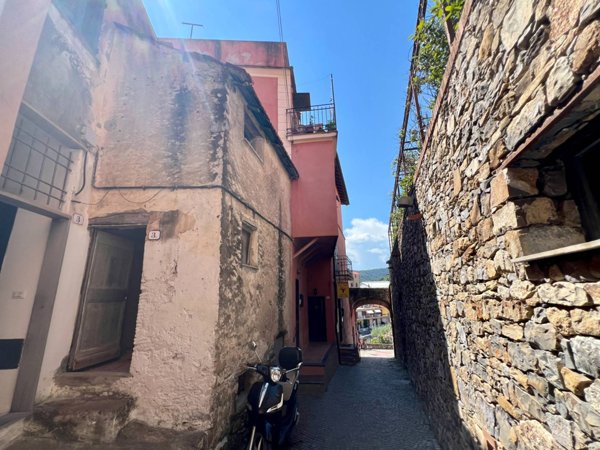 casale in vendita a Cervo