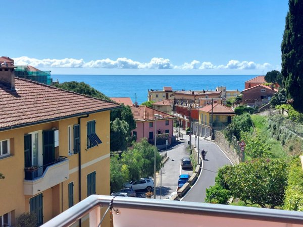 appartamento in vendita a Cervo